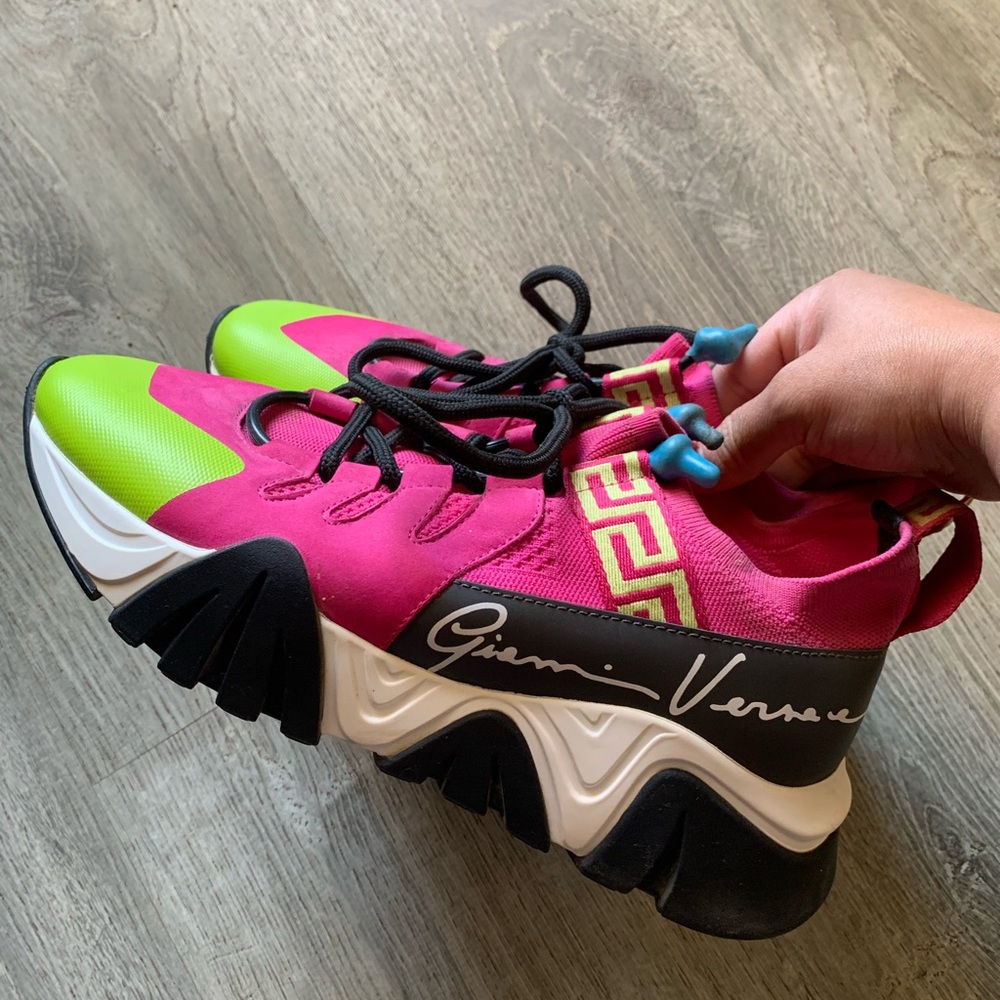 Gianni Versace pink colored sneakers